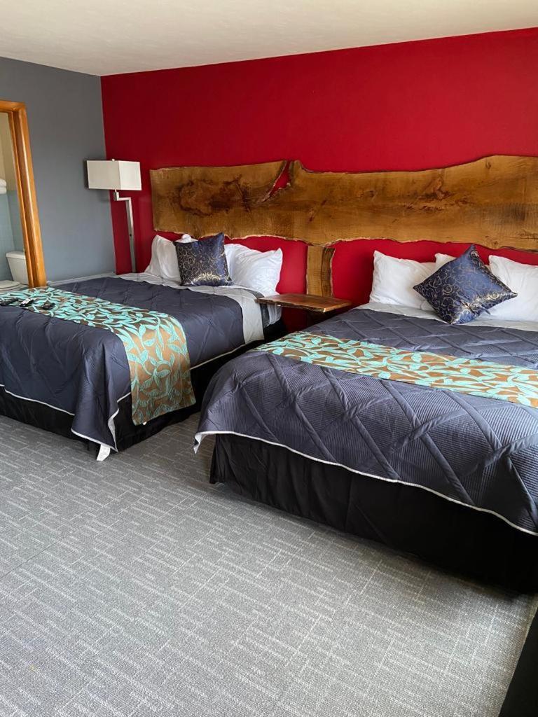 Tri-State Wood Inn Dickeyville Εξωτερικό φωτογραφία