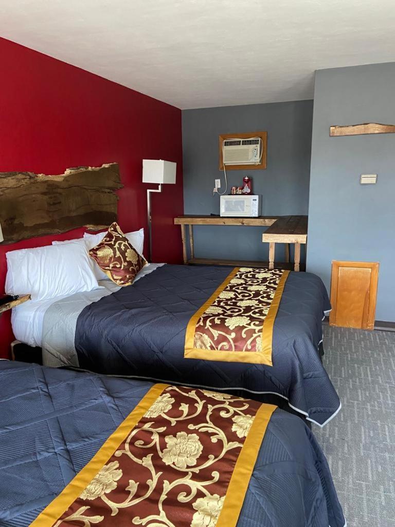 Tri-State Wood Inn Dickeyville Εξωτερικό φωτογραφία